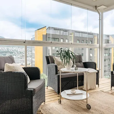 Apartment Roomsly - Panoramic View *